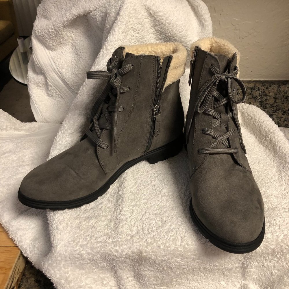 Assorted Brands, All Size 10